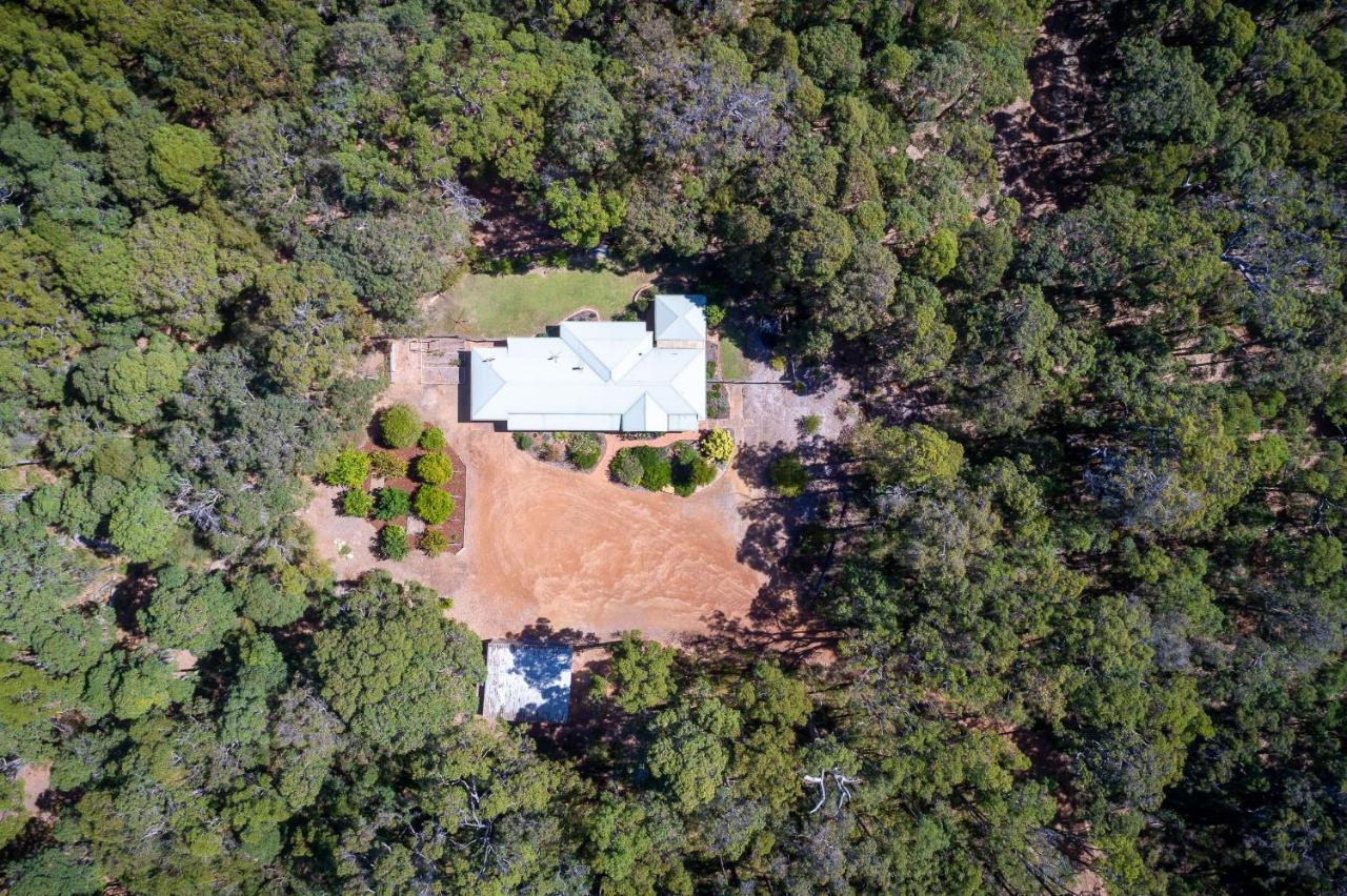 Mansfield Retreat - In Town - Margaret River Exterior foto